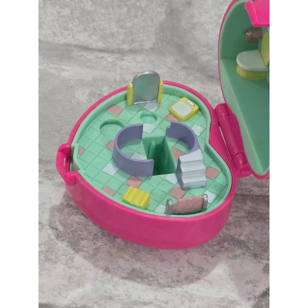 Polly Pocket Bluebird 1991 VTG Bathtime Fun Ring Micro Playset Heart Compact‎
